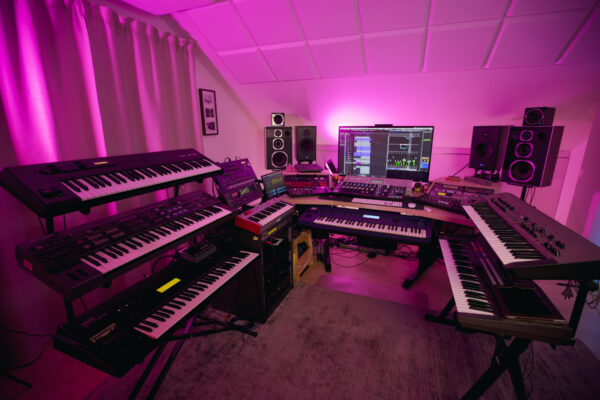 Studio 24 2